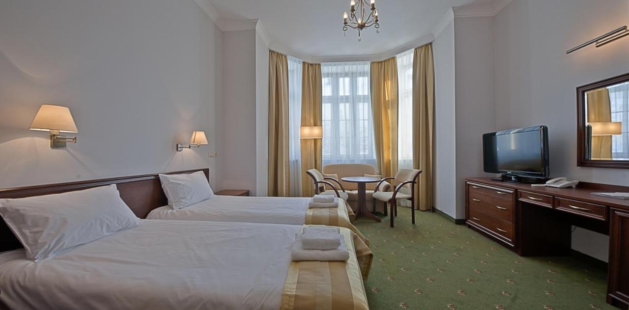 Hotel Masovia Гижицко Екстериор снимка